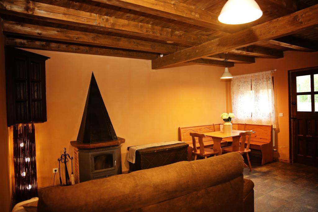 Apartamentos turísticos LAS CARBALLEDAS Rabanal del Camino Quarto foto