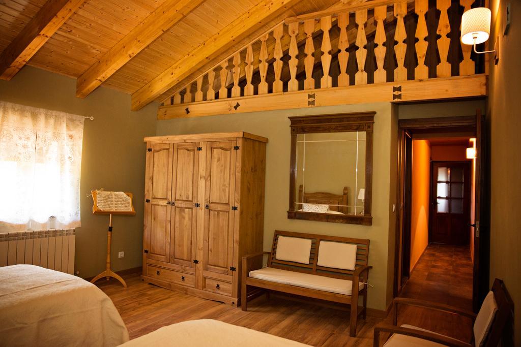 Apartamentos turísticos LAS CARBALLEDAS Rabanal del Camino Quarto foto